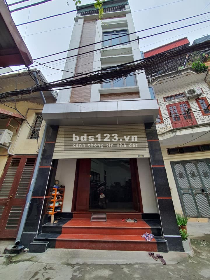 Bán nhà Lê Trọng Tấn, ô tô tránh, kinh doanh đỉnh, khu dân cư đông đúc, 5 tầng kiên cố