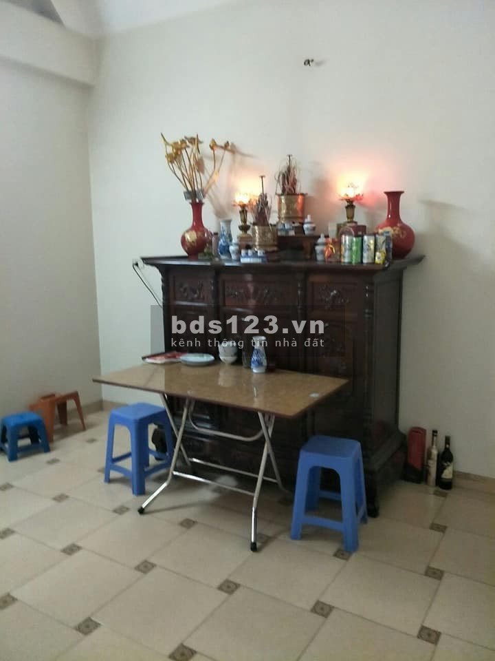 Cần bán biệt thự Ngọc Thụy 168m2, 4T, MT 11m, giá 10.5 tỷ, Ô tô, Kd cho thuê, Ở sướng.