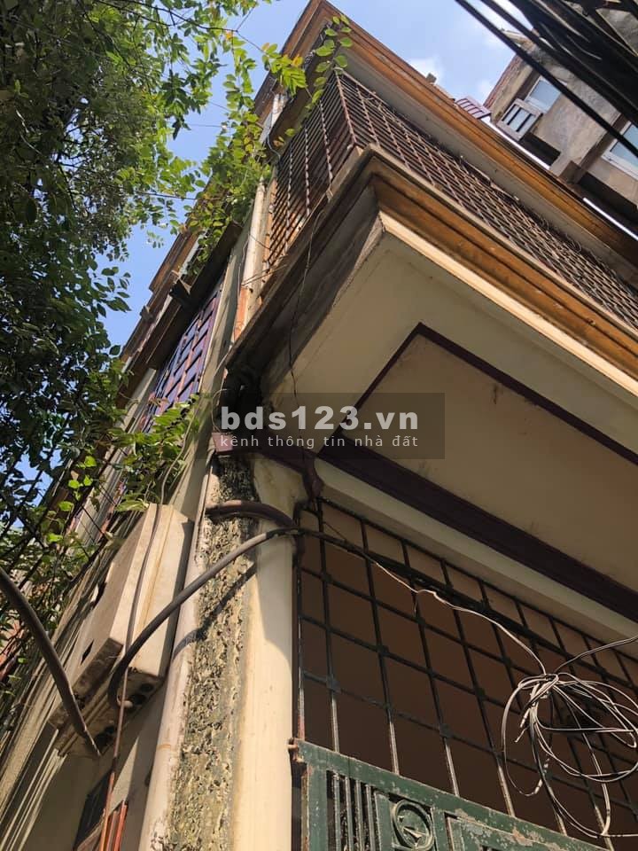 Bán nhà 2 mặt thoáng, Lê Duẩn 40m2 *5T, cách phố 20m, giá 3,7 tỷ 0969693855.
