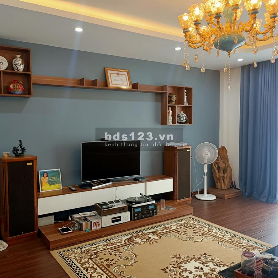 Siêu Hiếm Mặt Phố Tây Hồ Lô góc 7 Tầng Thang Máy dt 55m2 giá 17.5 tỷ