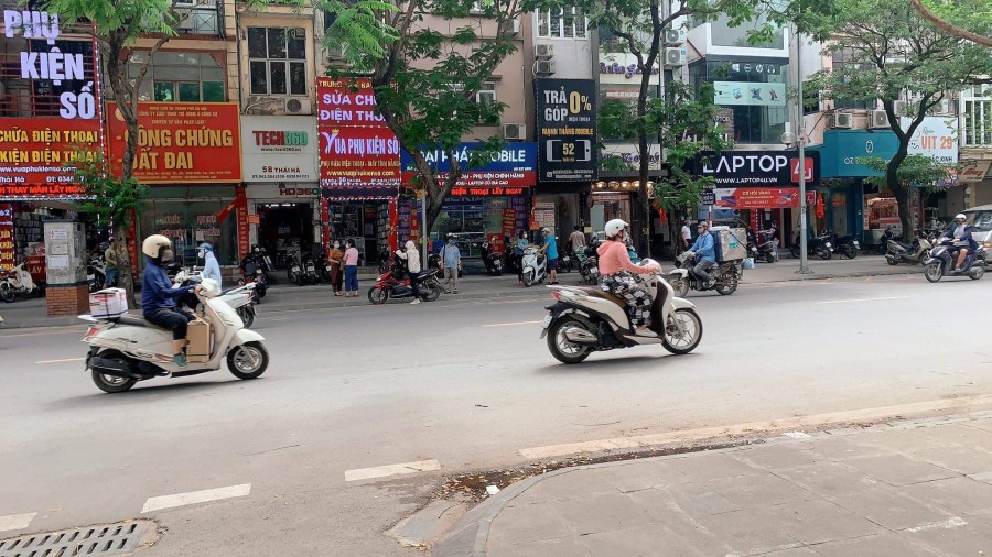 Mảnh Đất Vàng Cầu Giấy, View Hồ Quân Ủy dtsd 70m2 mt 5m kinh doanh sầm uất, lhcc