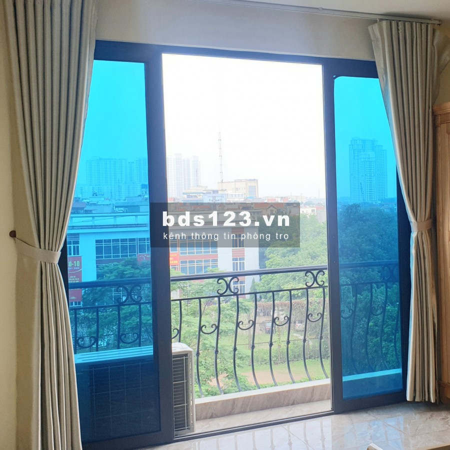 Cho thuê phòng 30m2, tầng cao, view thoáng đẹp, ban công siêu rộng như ảnh. Zalo: 0565991357