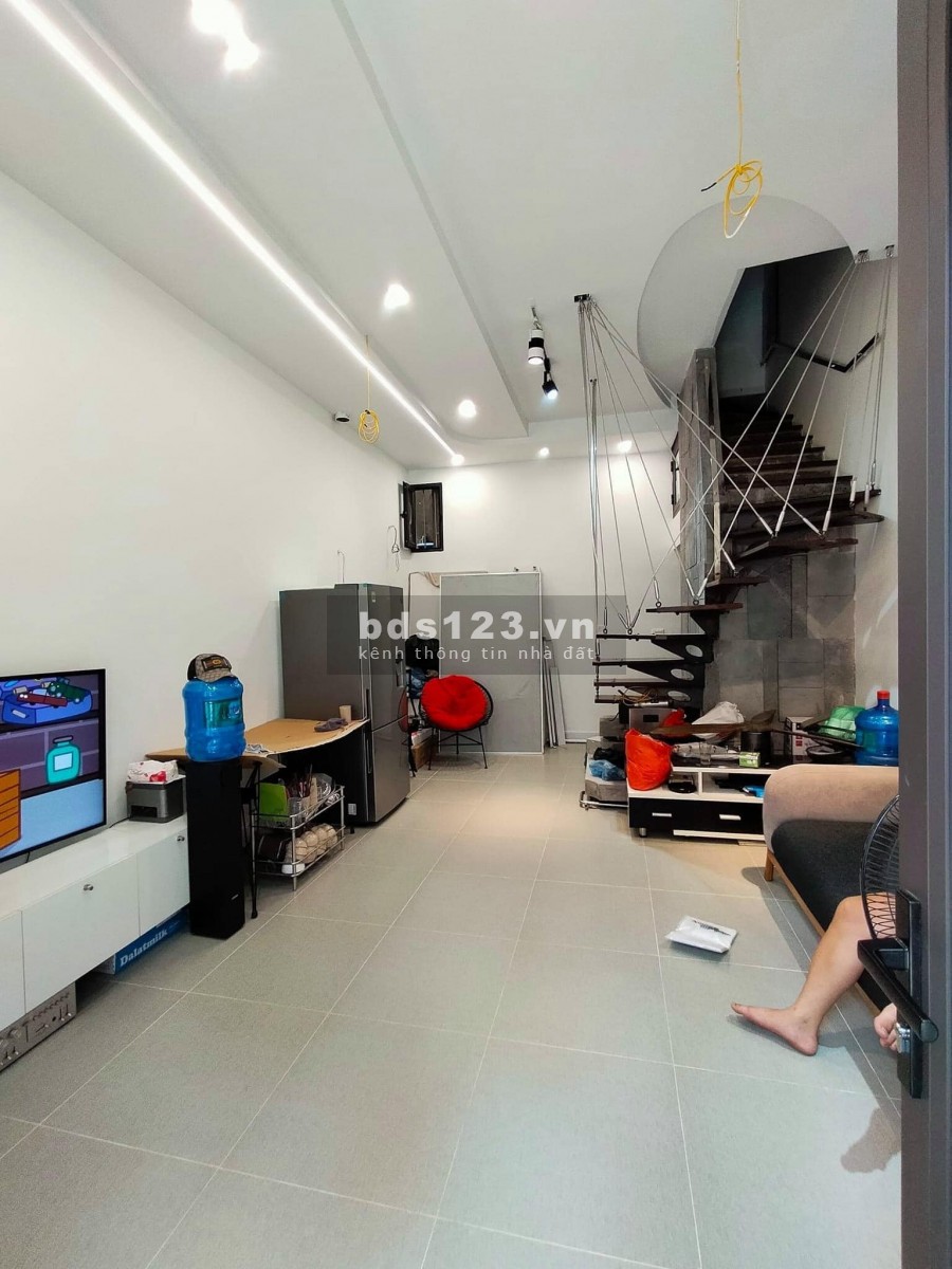 Được Thiết kế bời kiến trúc sư người Hà Lan dt 45m2 giá bán 4.9 tỷ, Tân Hương, Tân Phú