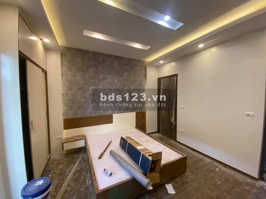 Cần tiền bán nhà khu Time City diện tích 34m2, 6 tầng, mt 4m, giá 4.7 tỷ