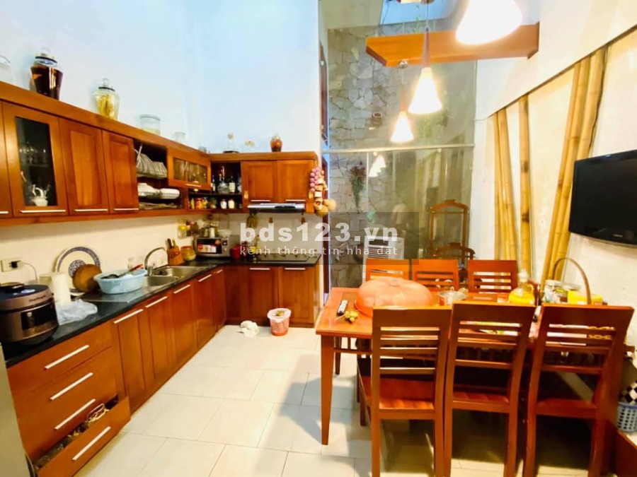 Bán nhà Đồng Me 80m2, 5 tầng, mt 4.1m, phân lô, oto tránh, kinh doanh, giá chỉ 12.8 tỷ