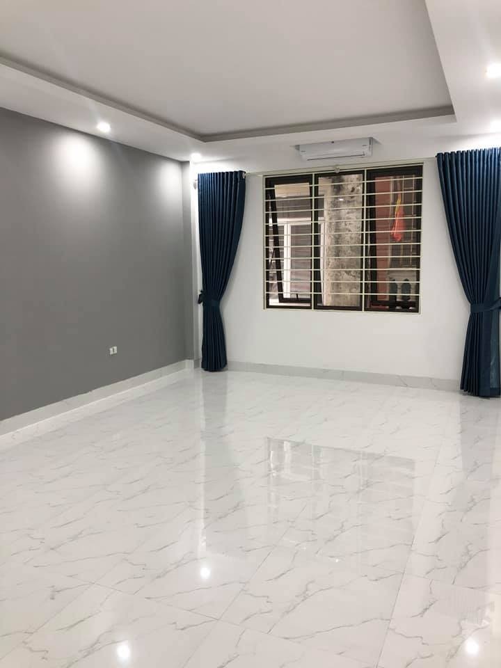 Trung tâm Văn Quán, Hà Đông, Ô tô, Kinh doanh, 40 mét, 5 tầng, giá rẻ bán nhanh
