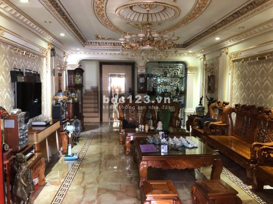 Liền kề đẳng cấp kinh doanh mọi loại hình, nội ngoại thất rát vàng, vị trí đắc địa, giá bán 22 tỷ