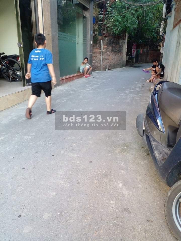 Bán đát đẹp Tây Mỗ, ngõ rộng thoáng mát, ô tô 7 chỗ, khu dân trí cao, dt 68m2, giá 4.3 tỷ