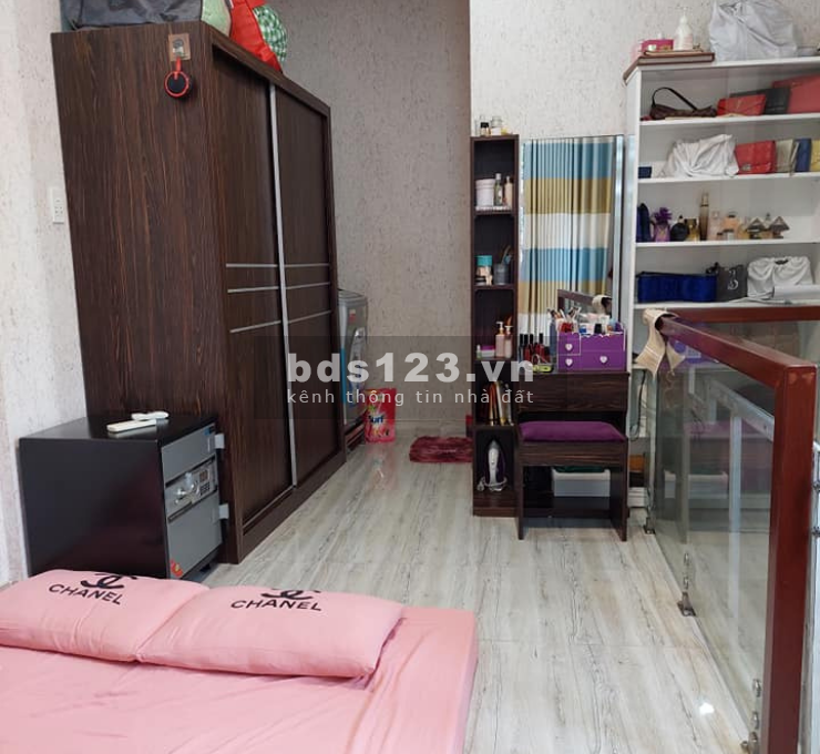 Bán Mới căn góc hẻm xe hơi Phạm Văn Đồng, phường 11, dt 24m2 giá 3,2 tỷ TL