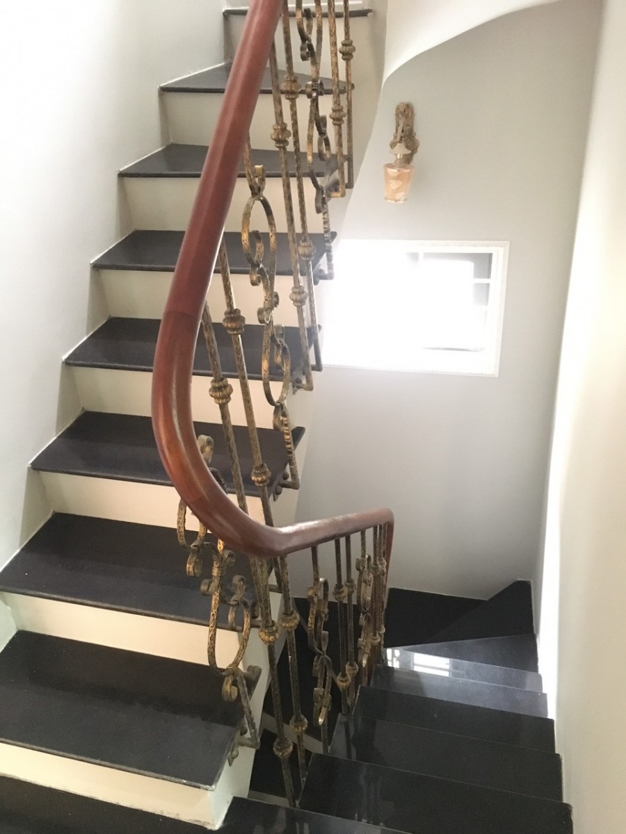 Mặt phố Bạch Mai, ngã 4 Phố Huế, Hai Bà Trưng, giá 21,5 tỷ, dt 60m2, 5 tầng mới