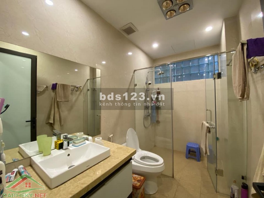 Bán nhà phố Nguyễn Ngọc Nại, Quận Thanh Xuân, dt 48m2, 4 tầng, mt 5.4m, giá 7.2 tỷ
