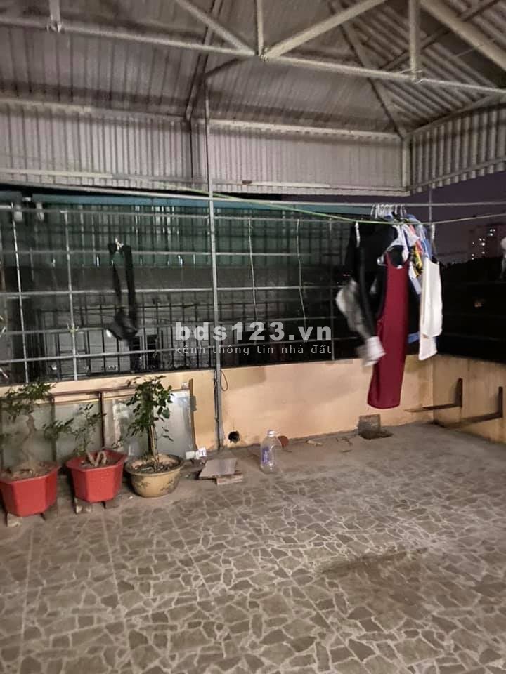 Bán nhà Lĩnh Nam nhà đẹp lung linh, mặt tiền, 5 tầng, mt 4.8m, sổ vuông đẹp