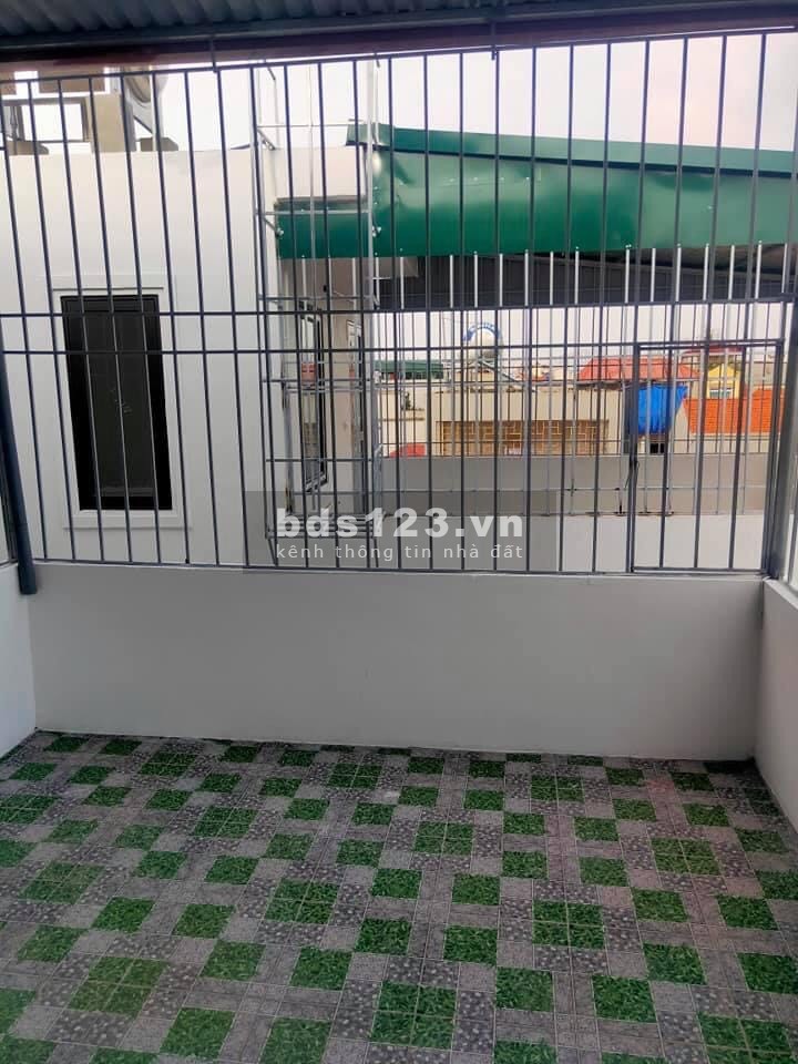Cần bán gấp nhà Phú Diễn 35mx5T, MT 3.5m, nhà như hình, gần ô tô, ở sướng, chỉ 2.9 tỷ (TL)