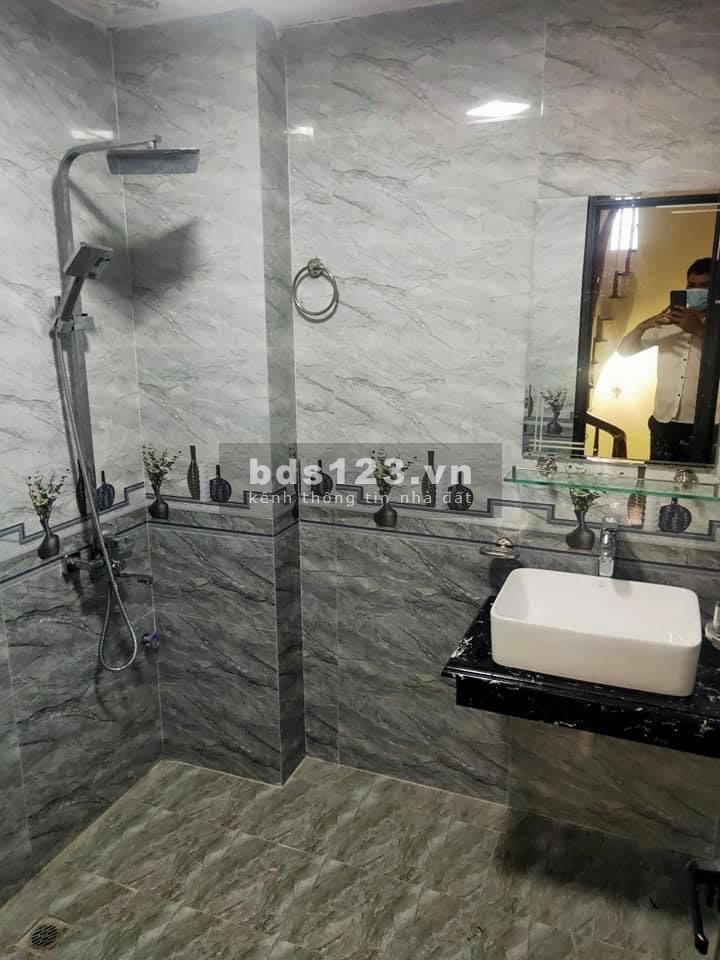 Cần bán gấp nhà Phú Diễn 35mx5T, MT 3.5m, nhà như hình, gần ô tô, ở sướng, chỉ 2.9 tỷ (TL)