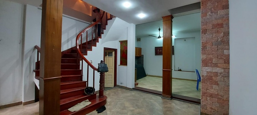 Bán nhà Mỹ Đình, Nam Từ Liêm, diện tích 56m2, 4 tầng, ô tô, kinh doanh giá bán 6,2 tỷ.