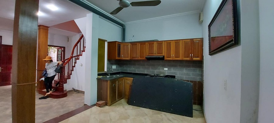Bán nhà Mỹ Đình, Nam Từ Liêm, diện tích 56m2, 4 tầng, ô tô, kinh doanh giá bán 6,2 tỷ.
