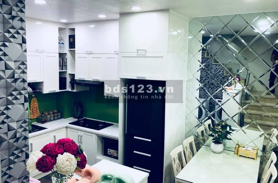 Hẻm xe hơi, Diện tích 62m2, ngang 4,7m, Trần Văn Quang, TB, Giá 6,5 tỷ