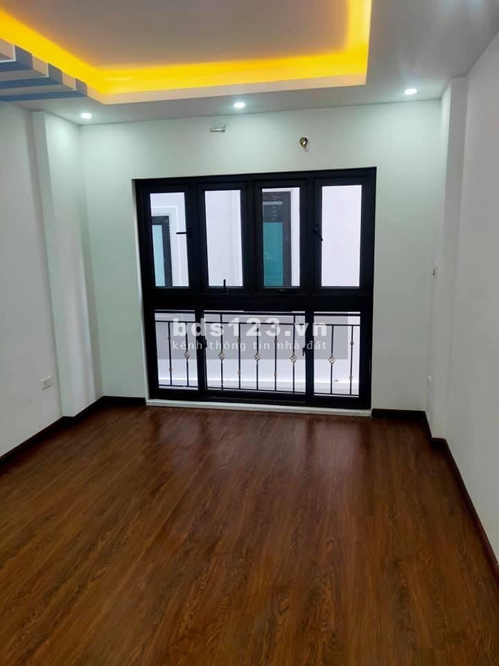 Cần bán gấp nhà Phú Diễn 35mx5T, MT 3.5m, nhà như hình, gần ô tô, ở sướng, chỉ 2.9 tỷ (TL)
