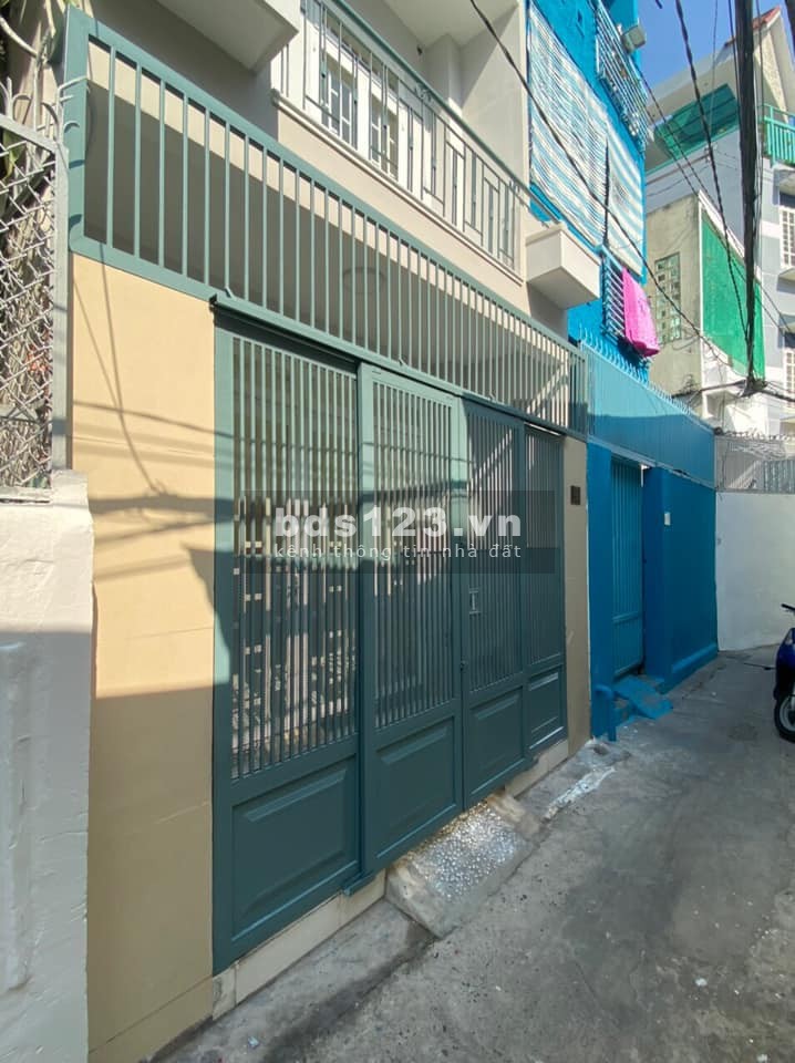 Covid bán nhà gấp nguyên căn dt 4mx9m Hoàng Hoa Thám, giá chỉ 4.35 tỷ