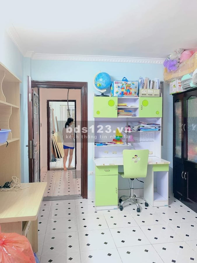 Bán nhà ngõ thông phố Trương Định, tương lai ra mặt đường, 41m2x3.5 tầng, giá 2.95 tỷ