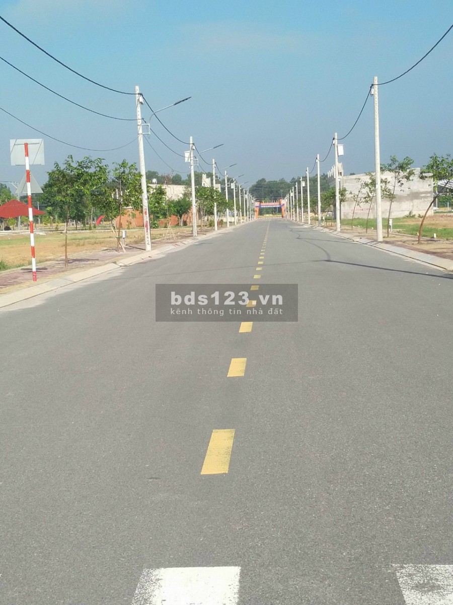 Cần bán 2lo đất năm mặt tiền ️ Ql13va ️ DH516 giá mềm cho anh chị em đâu tư