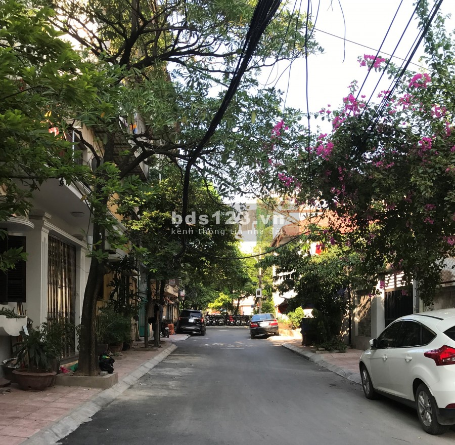Bán nhanh nhà phố Cự Lộc, Thanh Xuân dt 50m2, 4 tầng Ngõ nông 2 mặt thoáng giá 4 tỷ