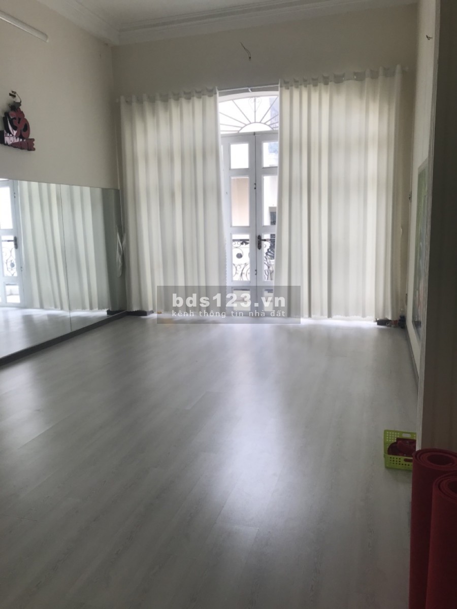 Cho thuê nhà chính chủ ngay Lê Trung Nghĩa, Quận Tân Bình, rộng 8x17m, 2 lầu