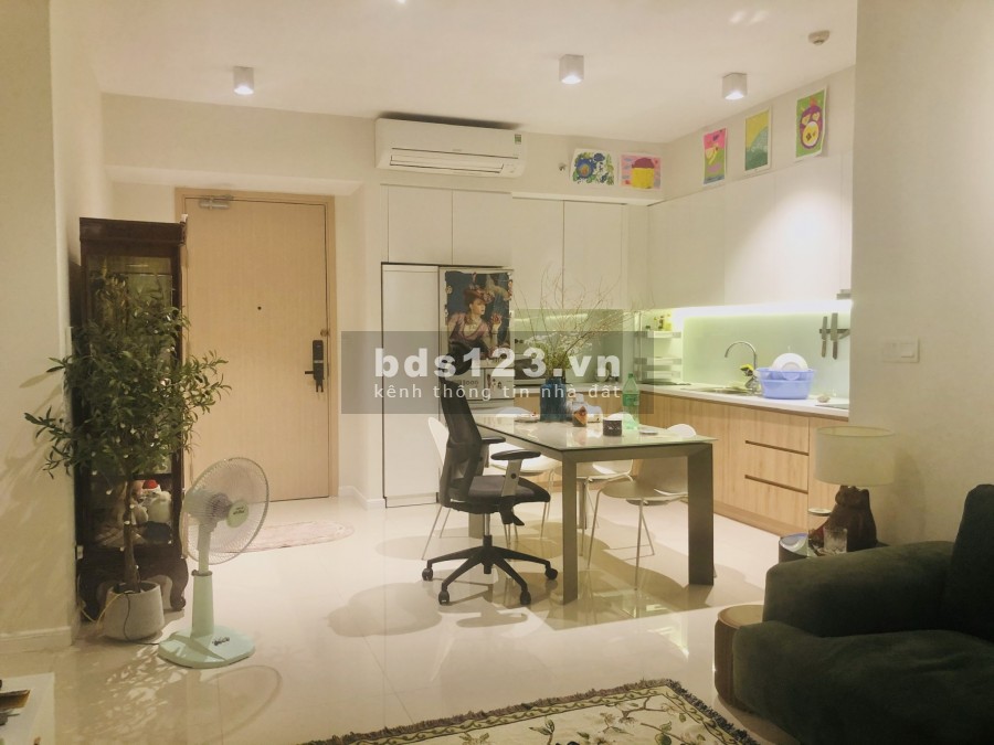 Cho thuê gấp căn hộ 2PN, nội thất cao cấp cho thuê - Palm Heights Q2.