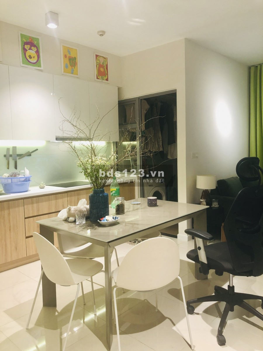 Cho thuê gấp căn hộ 2PN, nội thất cao cấp cho thuê - Palm Heights Q2.