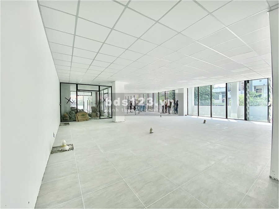 Cho thuê nhà Phú Thọ Hòa, Quận Tân Phú, diện tích sử dụng 12x20m, 2 lầu