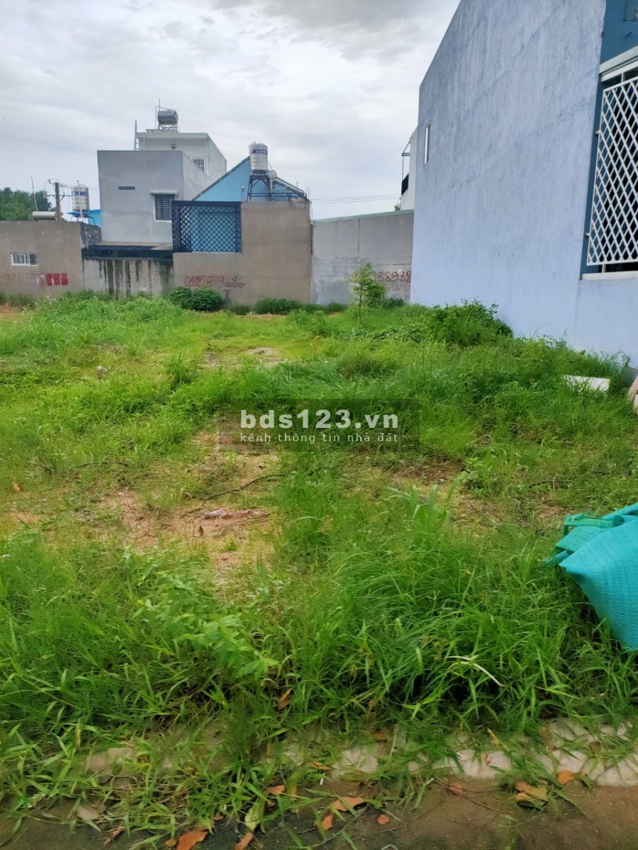 Lô góc siêu đẹp, đối diện trường học chợ Vĩnh Tân, diện tích 71.5m2, sổ chính chủ