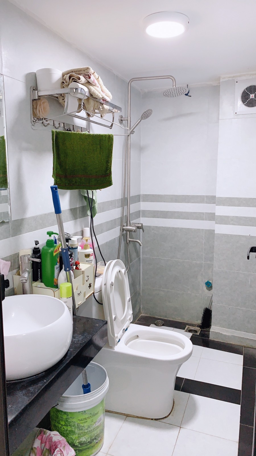 Chính chủ cho thuê nhà tại Triều Khúc, Tân Triều, DT35m2x5 tầng giá 12tr/th LH 0967208725