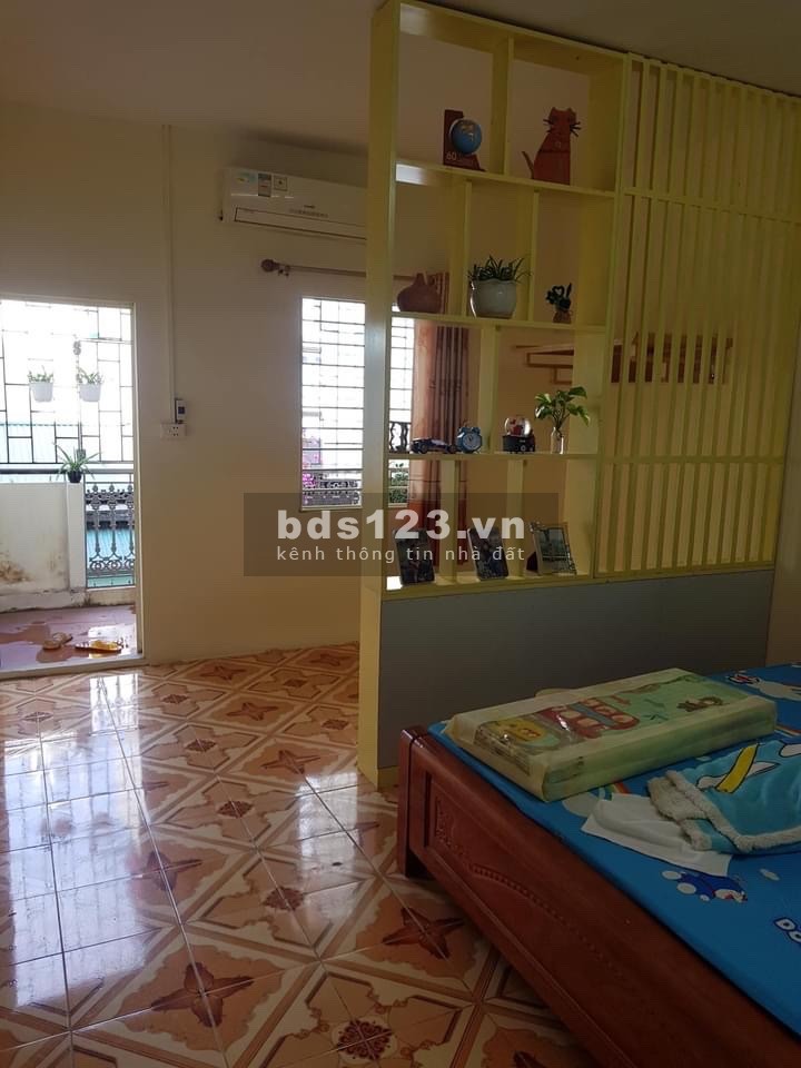 Bán nhà nguyên căn siêu rẻ, phố Ngô Quyền, diện tích 64m2, giá bán 3.85 tỷ, lhcc