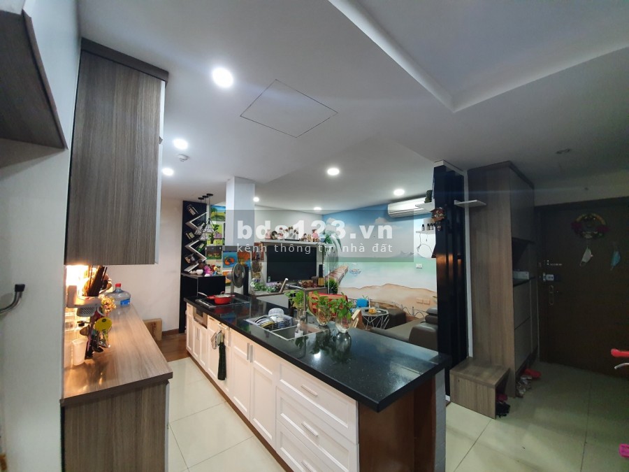 Chủ muốn đổi chỗ to hơn nên bán cắt lỗ căn hộ 2PN, R2 Goldmark City, 83m2, đầy đủ nội thất, 2 tỷ 4
