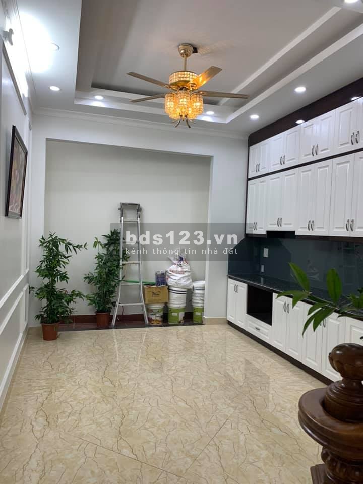 Bán nhà mới PL ô tô phố Vương Thừa Vũ 55m2 x 6 tầng thang máy giá 10,8 tỷ. LH 0912442669