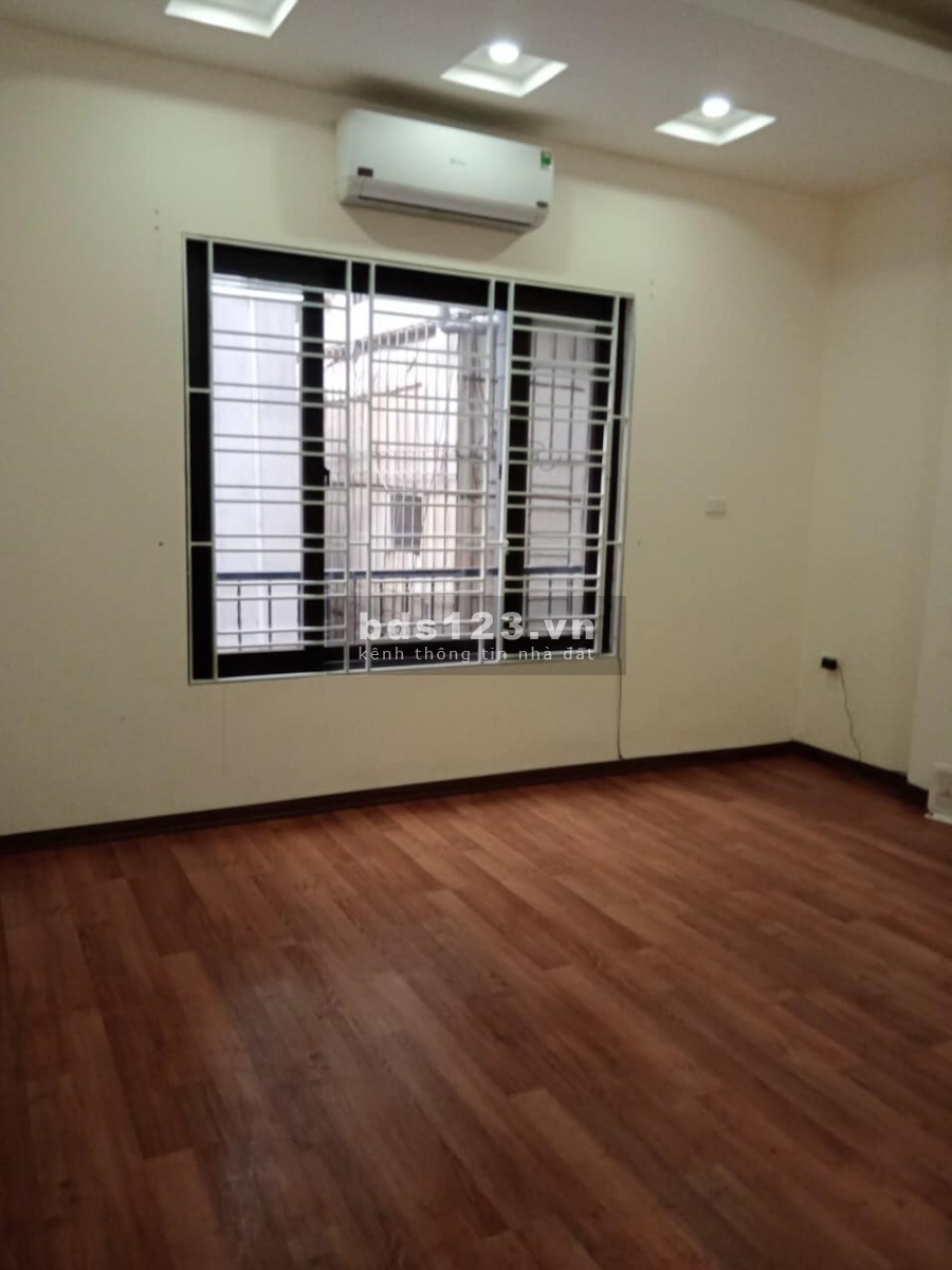 Sở hữu ngay nhà tại phố Bạch Mai 5 tầng, 42m2, MT:4.6m chỉ nhỉnh 3 tỷ
