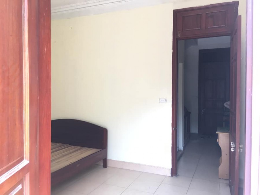 Dương Quảng Hàm Cầu Giấy phòng có điều hòa giá chỉ hơn 2 triệu/tháng