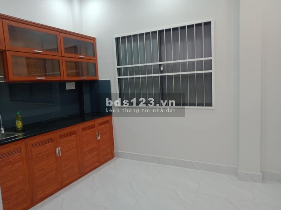 [Bán nhà] Đường Số 6, Bình Tân, dt 4.3x18m, giá 5 tỷ 600 tr, LH 0794722843
