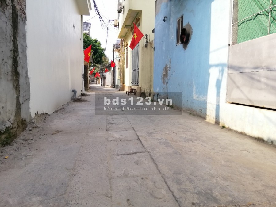 Bá đất Kim Chung Thôn Bầu, dt 80m2, ngõ tô, ô tô vào nhà giá 1.5 tỷ