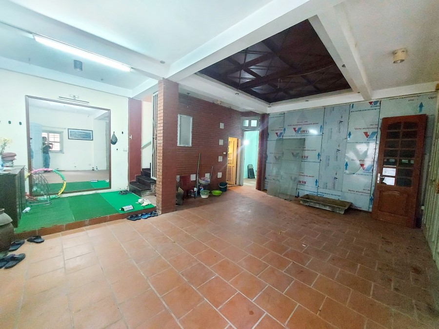 Bán căn hộ lô 5 tầng góc 3 thoáng Văn Quán, dt 100m2 giá chào 13.5 tỷ có thương lượng