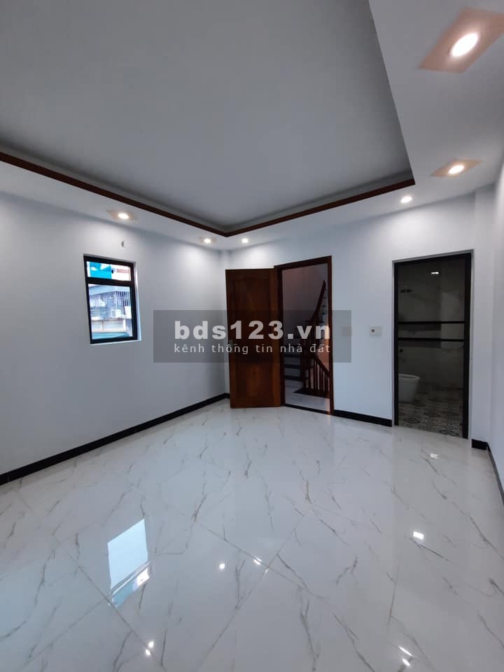 Bán Gấp Nhà Thanh Bình, Mỗ Lao dt 50m2, 5 tầng, giá bán 3.35 tỷ nhà mới ở luôn