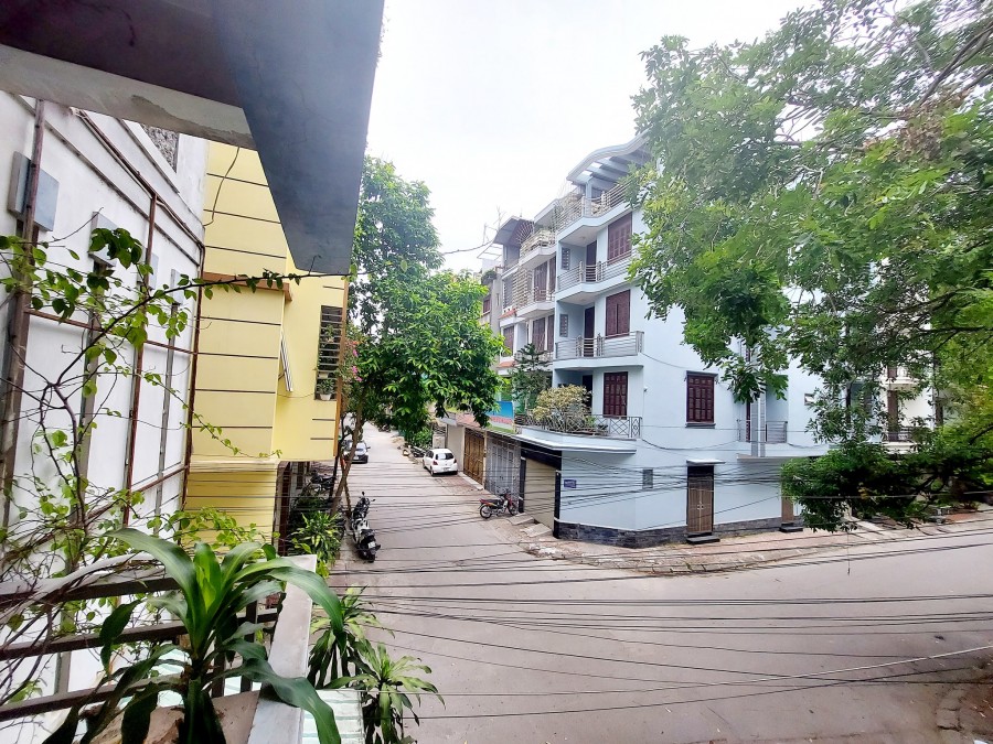 Bán căn hộ lô 5 tầng góc 3 thoáng Văn Quán, dt 100m2 giá chào 13.5 tỷ có thương lượng