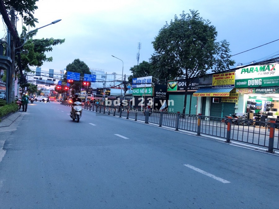 Nhà NGỘP mặt tiền Quang Trung, 95m2, siêu kinh doanh, vị trí vàng, 11 tỷ 500.