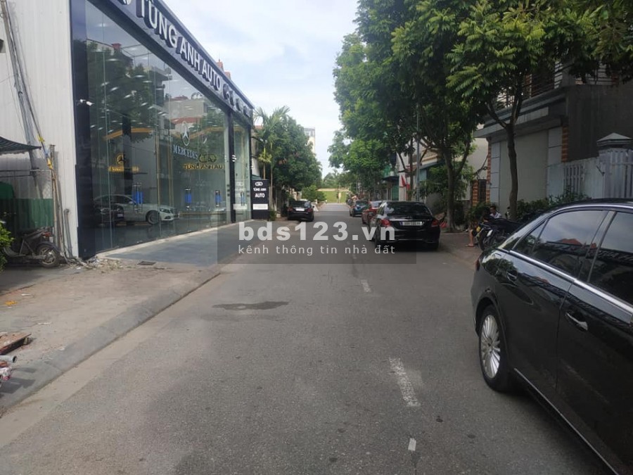 Đất hai mặt đường Nguyễn Văn Hưởng, vỉa hè, kinh doanh, 100m, giá 9.8 tỷ