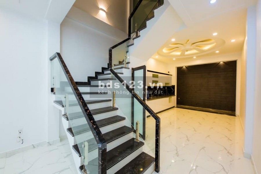 Bán nhà Mặt phố Bùi Thị Từ Nhiên, xây mới 4 tầng bê tông kiên cố giá chỉ 4,7 tỷ