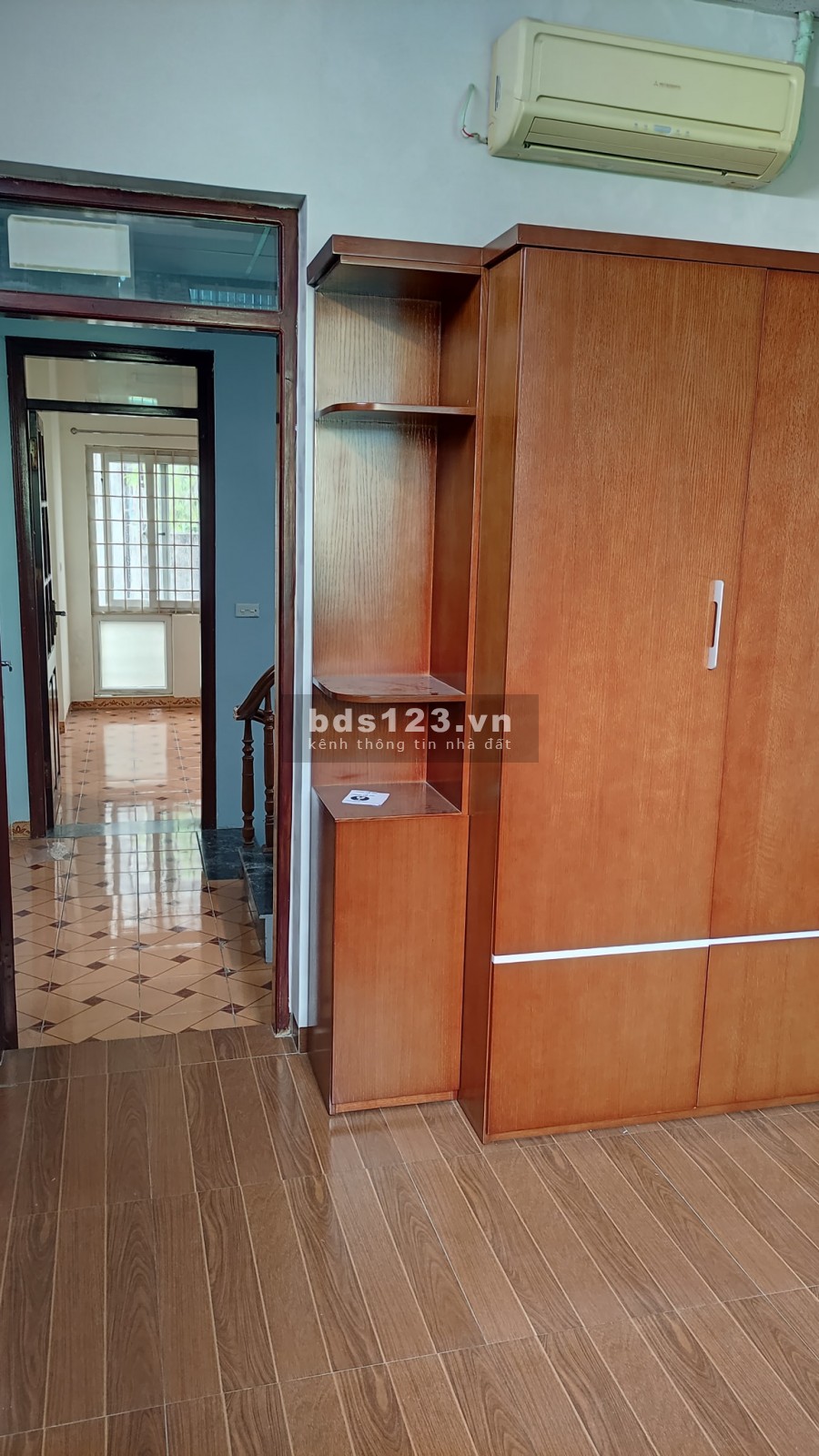 Cần bán nhà mặt ngõ 173 Tam Trinh, kinh doanh nhỏ, dân xây chắc chắn, gần phố DT 40m nhỉnh 3 tỷ