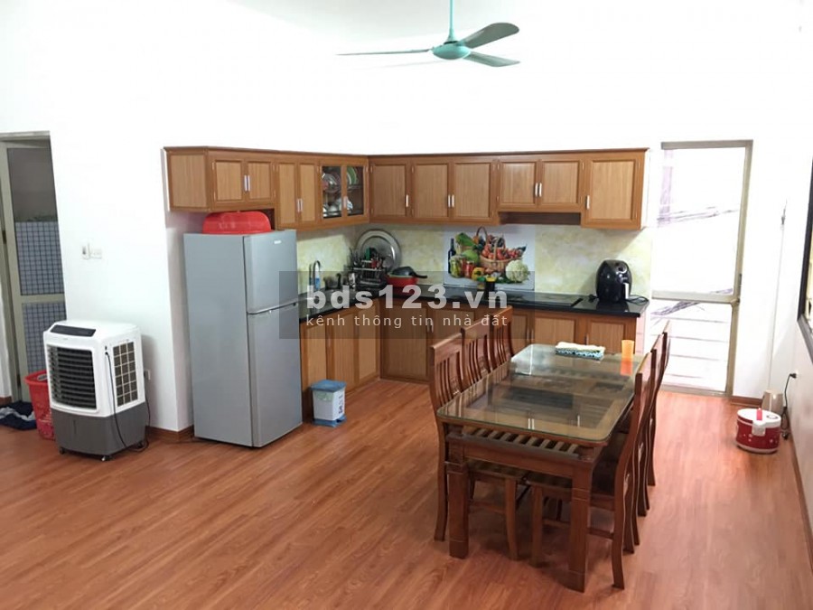 Lô góc ô tô vào nhà kinh doanh đỉnh, 2 mặt thoáng, liên hệ chính chủ 0981901069