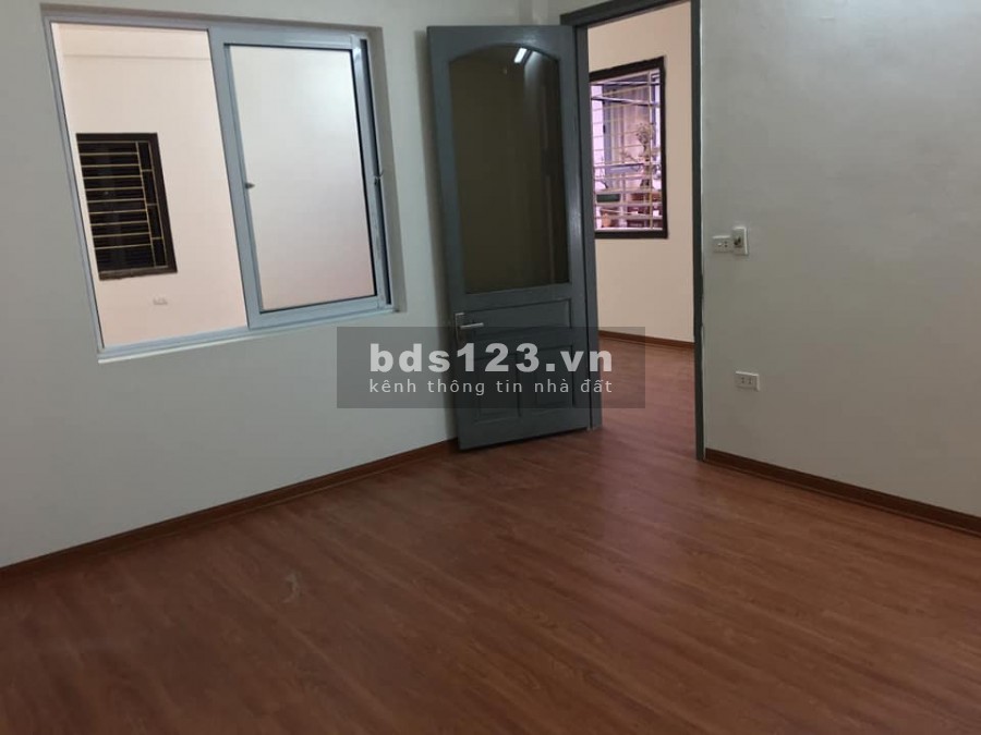 Lô góc ô tô vào nhà kinh doanh đỉnh, 2 mặt thoáng, liên hệ chính chủ 0981901069