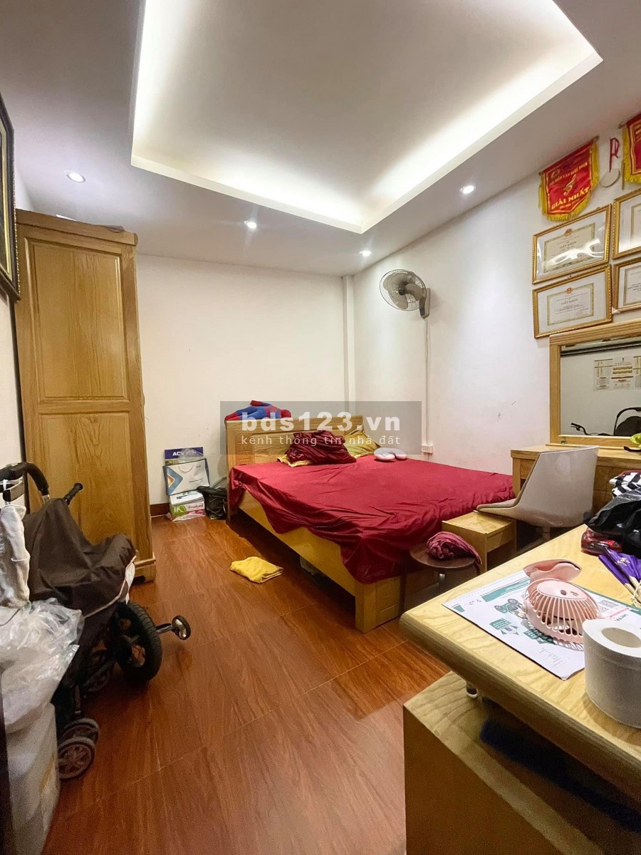 Bán nhà Mỹ Đình 48.2m 4 tầng Kinh Doanh Nhỉnh 4tỷ 4,1 tỷ- 48 m2