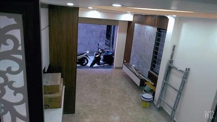 Bán Nhà Định Công Thượng 35m2, Nhà Mới Đẹp, Gần Phố, Ô Tô Tránh, Kinh Doanh Giá 5.3 Tỷ